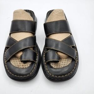 Born Chunky Leather Upper & Lining Cross-strap Design 90's Sz 8/39